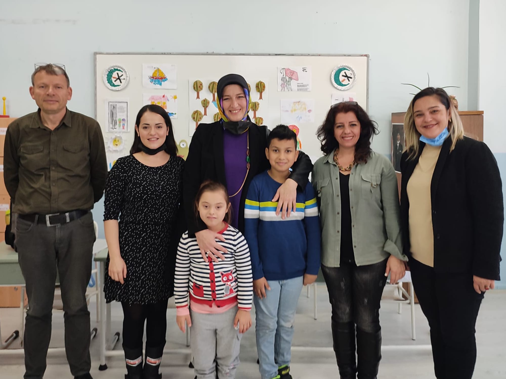 Özel Eğitim Öğrencilerine Anlamlı Ziyaret (1)