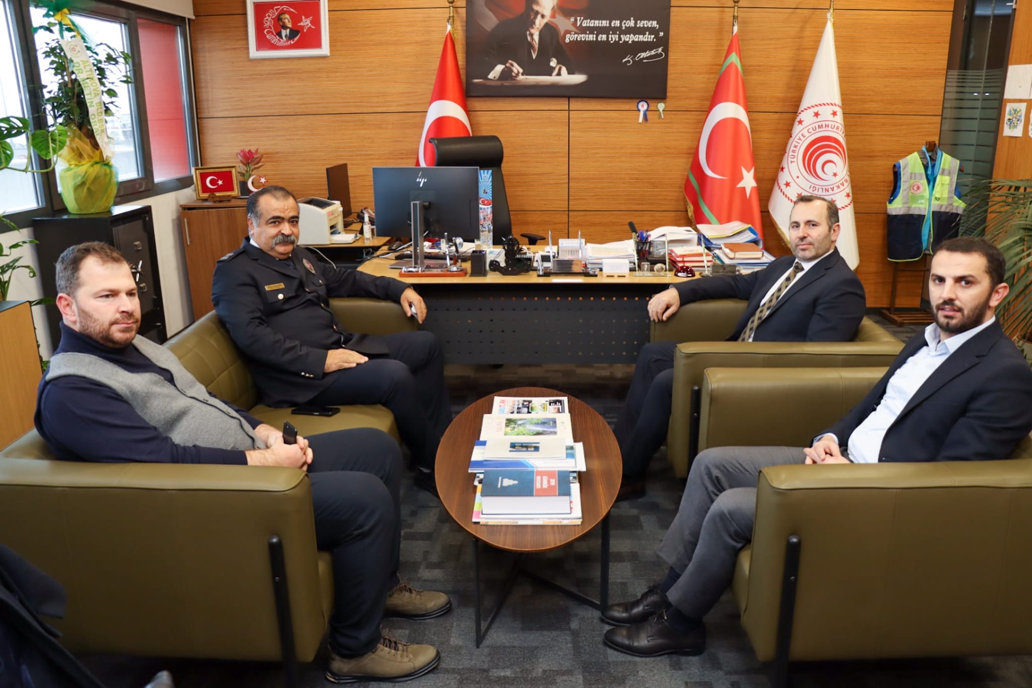 BAŞKAN VEKİLİ TUTUK KURUM MÜDÜRLERİNİ ZİYARET ETTİ