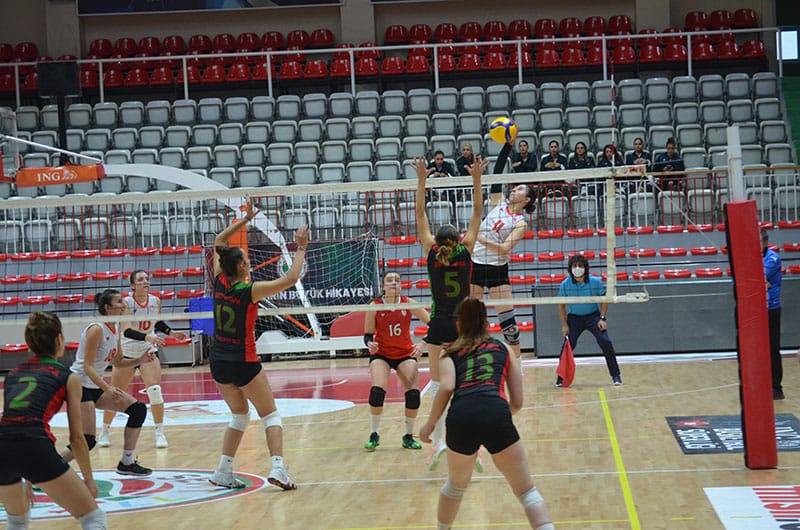 Semt77 Voleybol, lig sonuncusunu ağırlıyor (2)