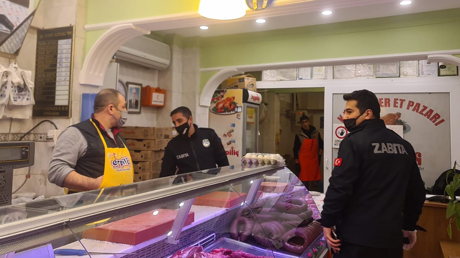 Zabıta Ekiplerimiz Kasapları Ve Çiğköfte Salonlarını Denetledi (10)