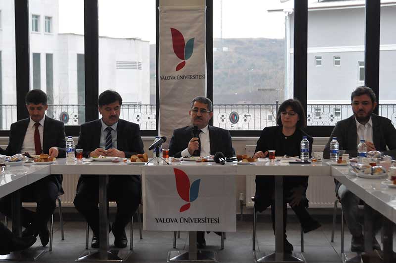 ‘BİR DÖNEM DAHA REKTÖRLÜĞE ADAYIM’