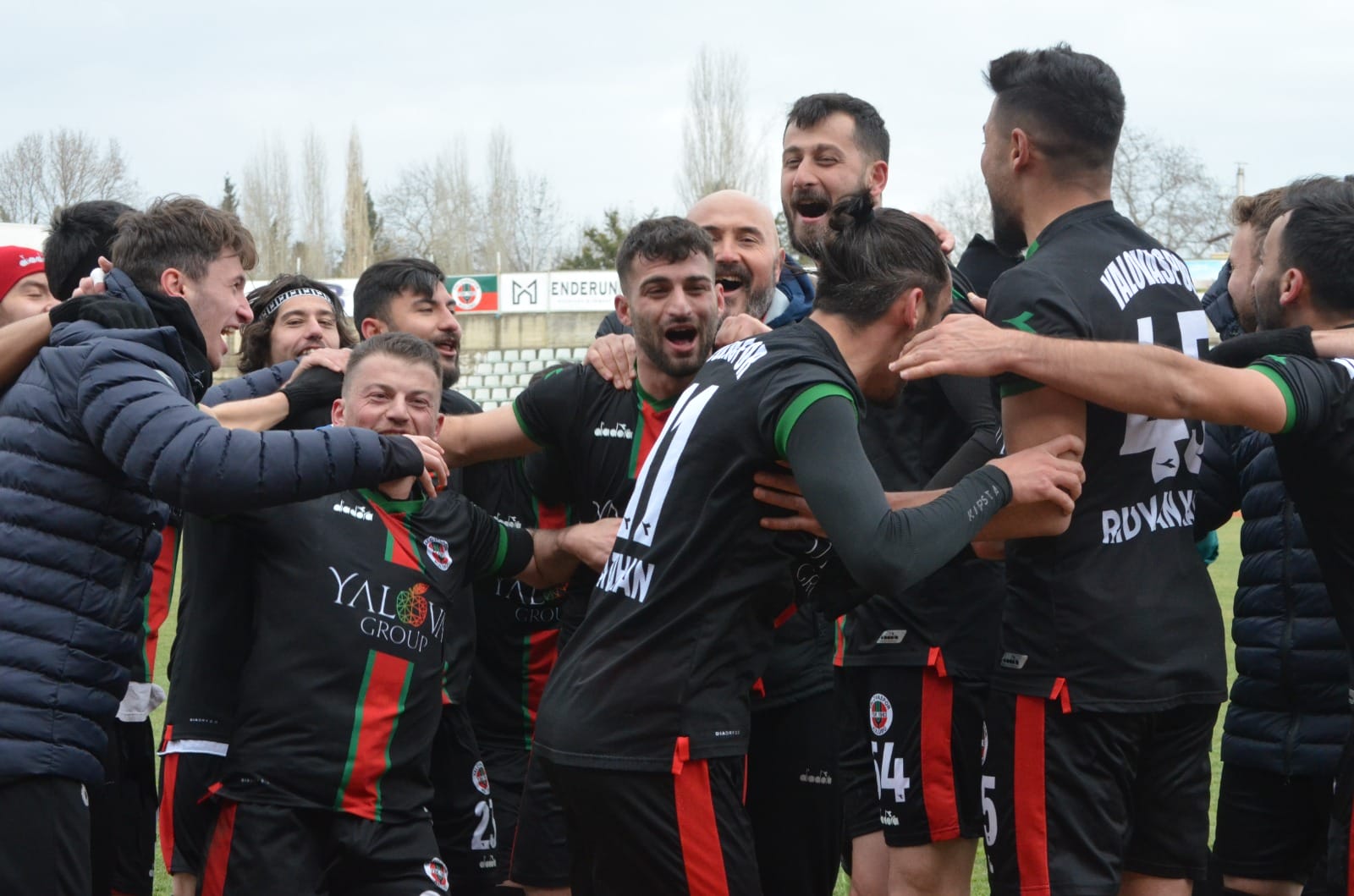 ‘Bizimkisi memleket meselesi’