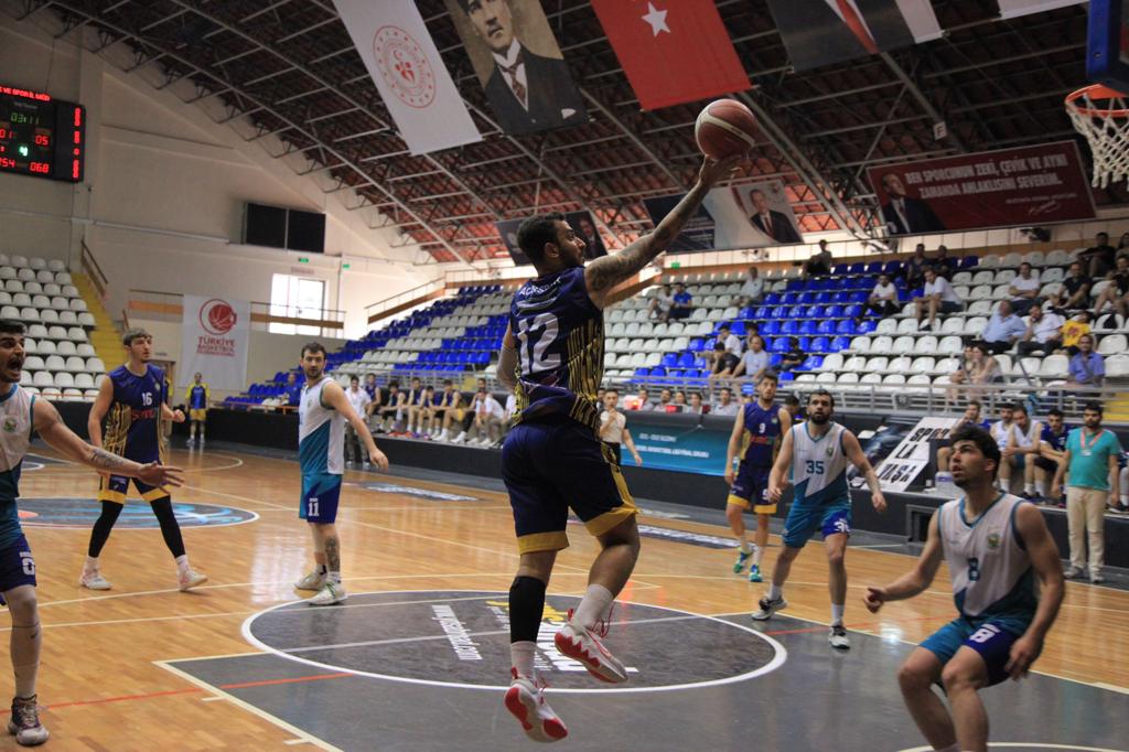 ACARSPOR, GRUBU BİR GALİBİYETLE TAMAMLADI (2)