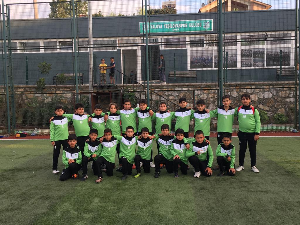 YEŞİLOVASPOR, GELECEĞE YATIRIM YAPIYOR