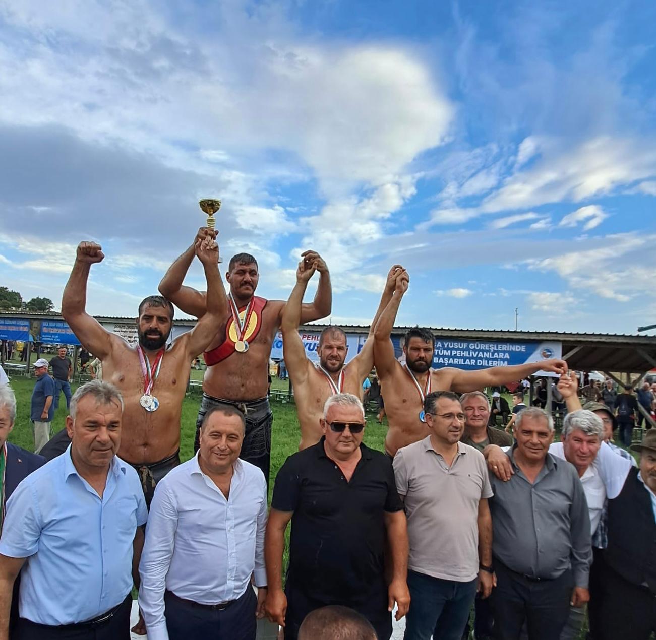 BAŞPEHLİVAN TURGUT, YALOVA’YI BULGARİSTAN’DA TEMSİL ETTİ