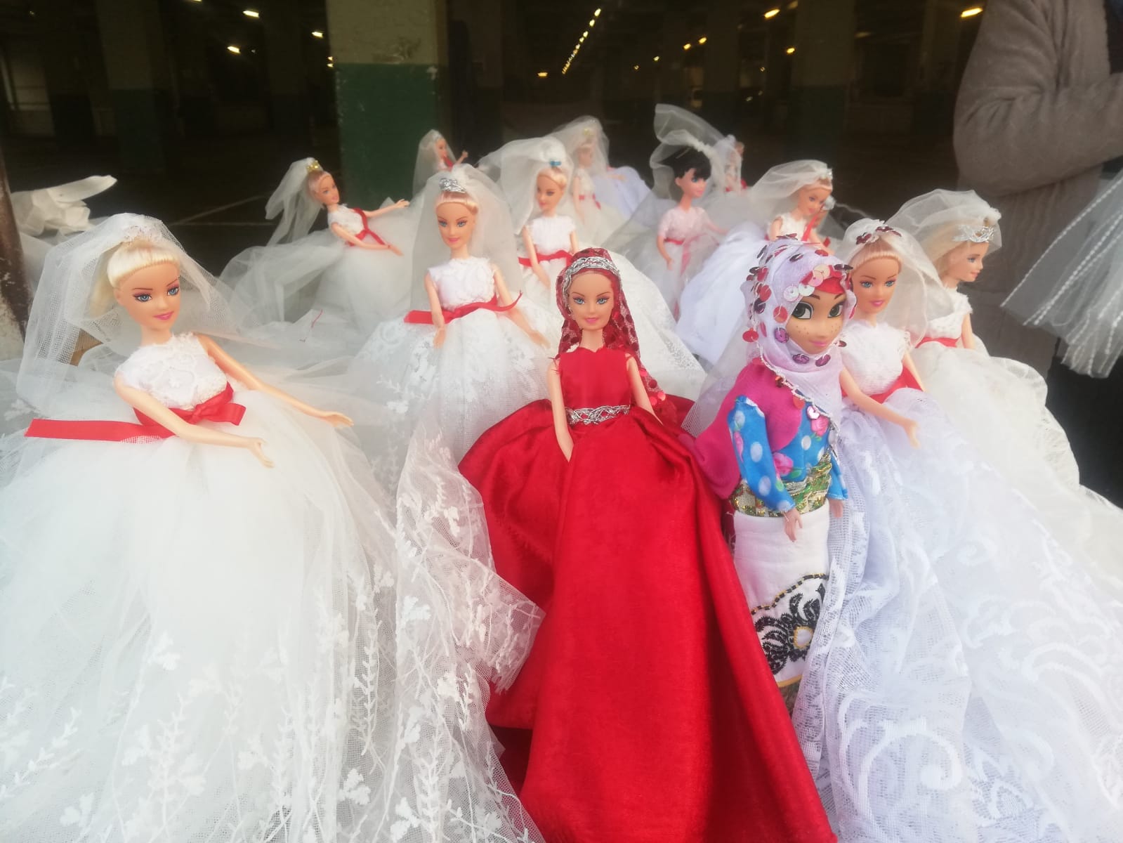 Yalovalı kadınlar el emeği ürünlerini pazarda satıyor (1)