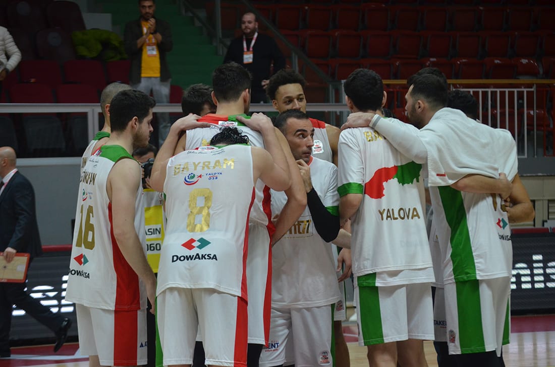 12 DEV ADAM GALİBİYET İÇİN SAHADA (3)