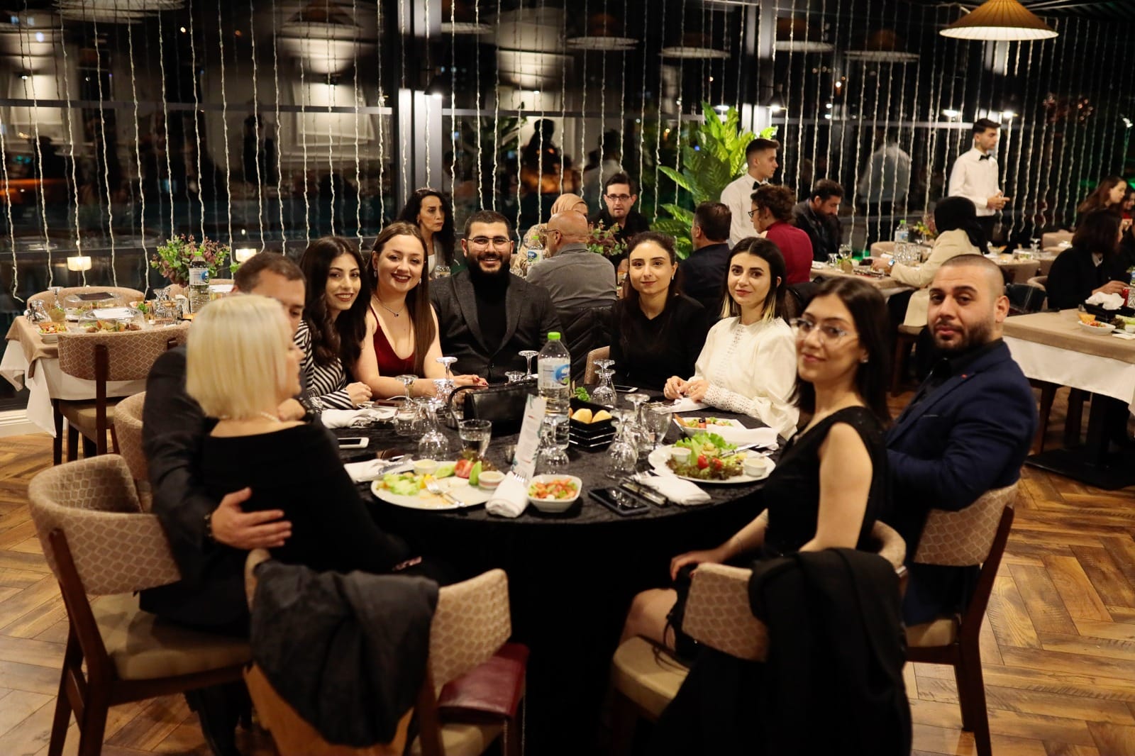 ‘BİZ BU ŞEHRİN VİTRİNİYİZ’