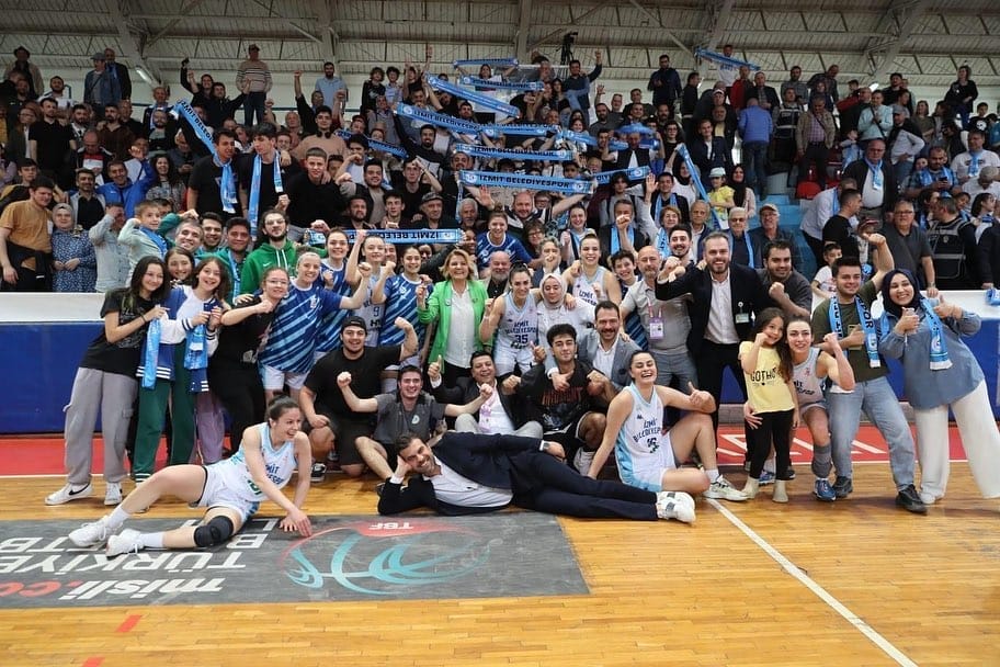 KADINLARDA ŞAMPİYON BELLİ OLUYOR