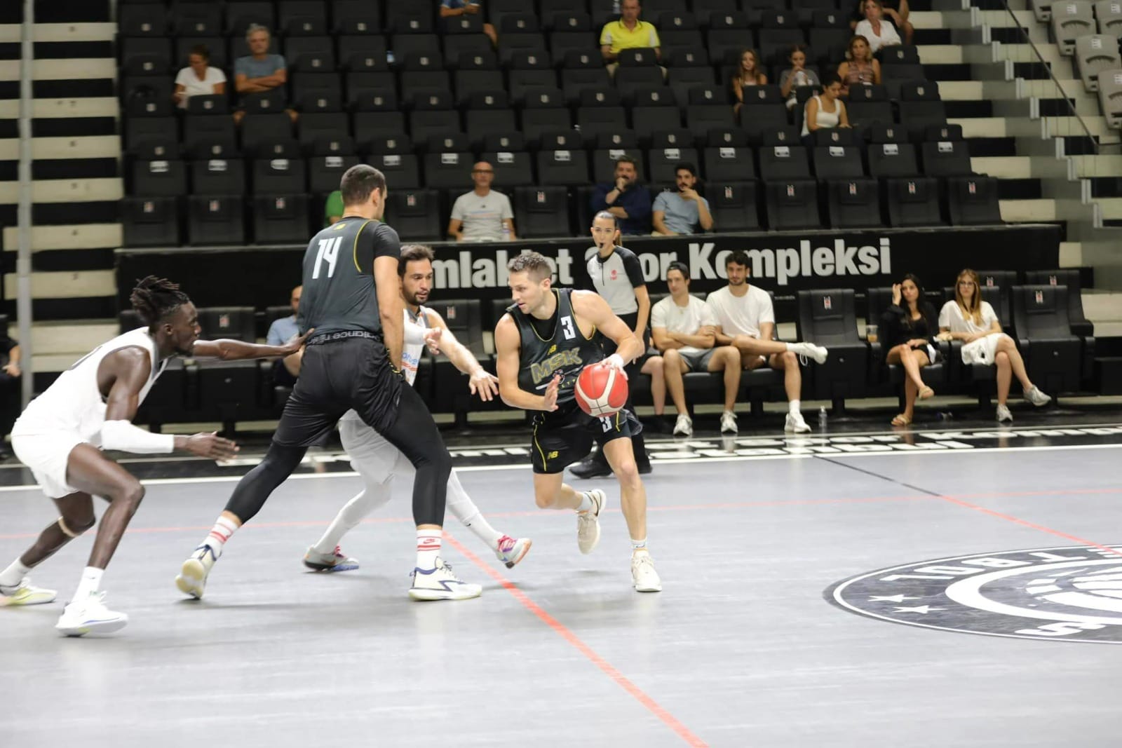 6250c9fa-75ba-4f65-8057-c8768a31a6e0