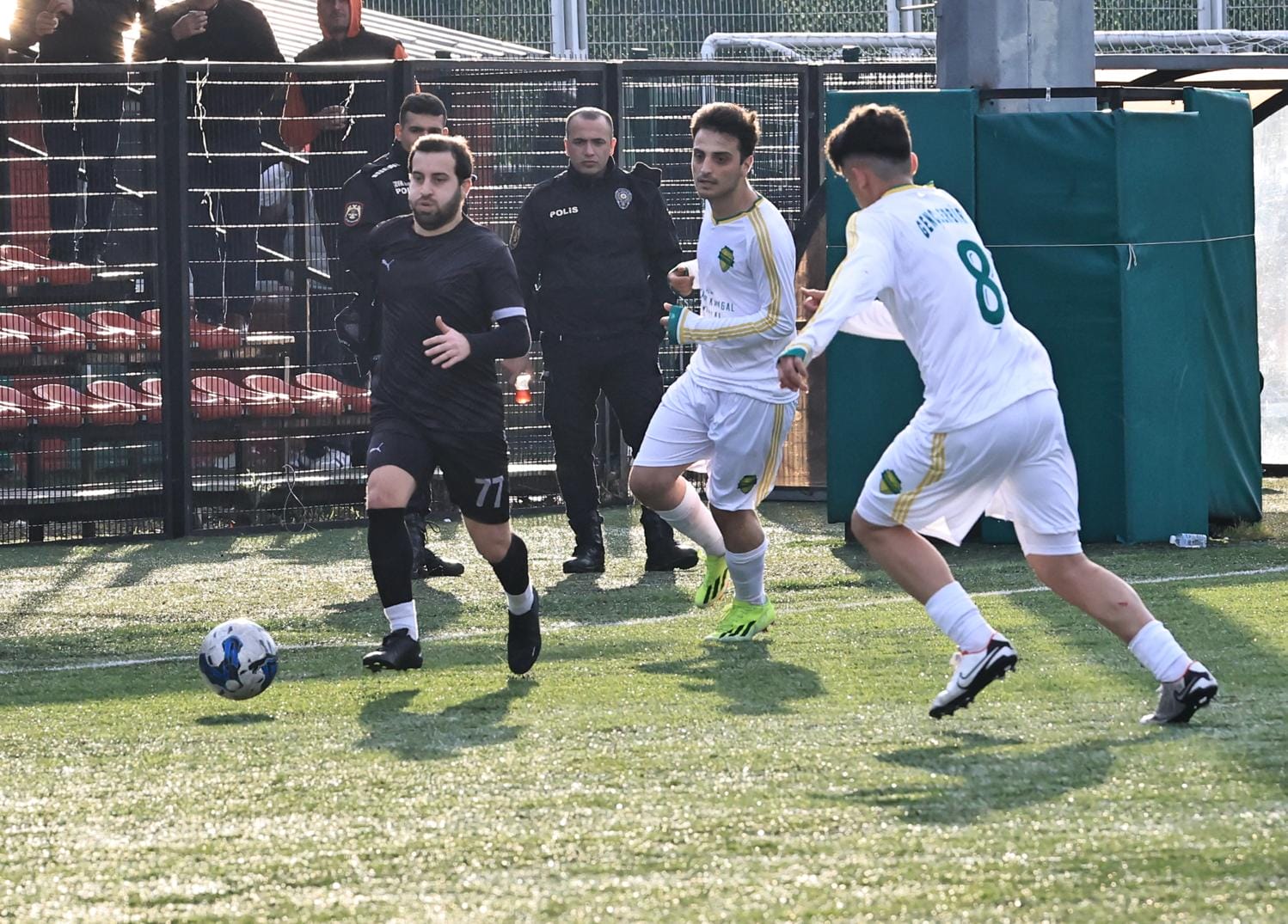 A GRUBU’NDA DANANIN KUYRUĞU KOPACAK