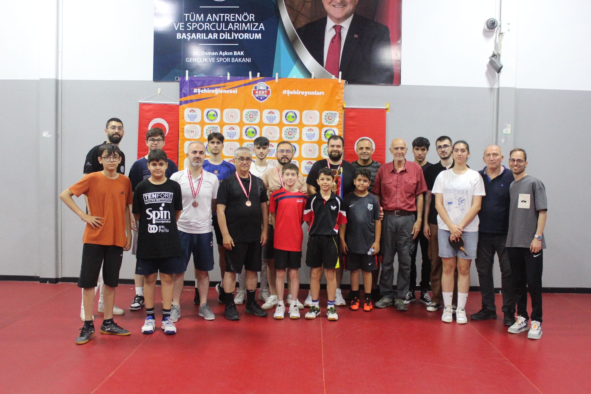 MASA TENİSİNİN ŞAMPİYONLARI (3)