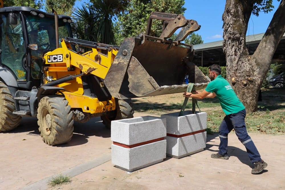 MAHAÇKALE PARKI’NDA HUMMALI ÇALIŞMA (3)