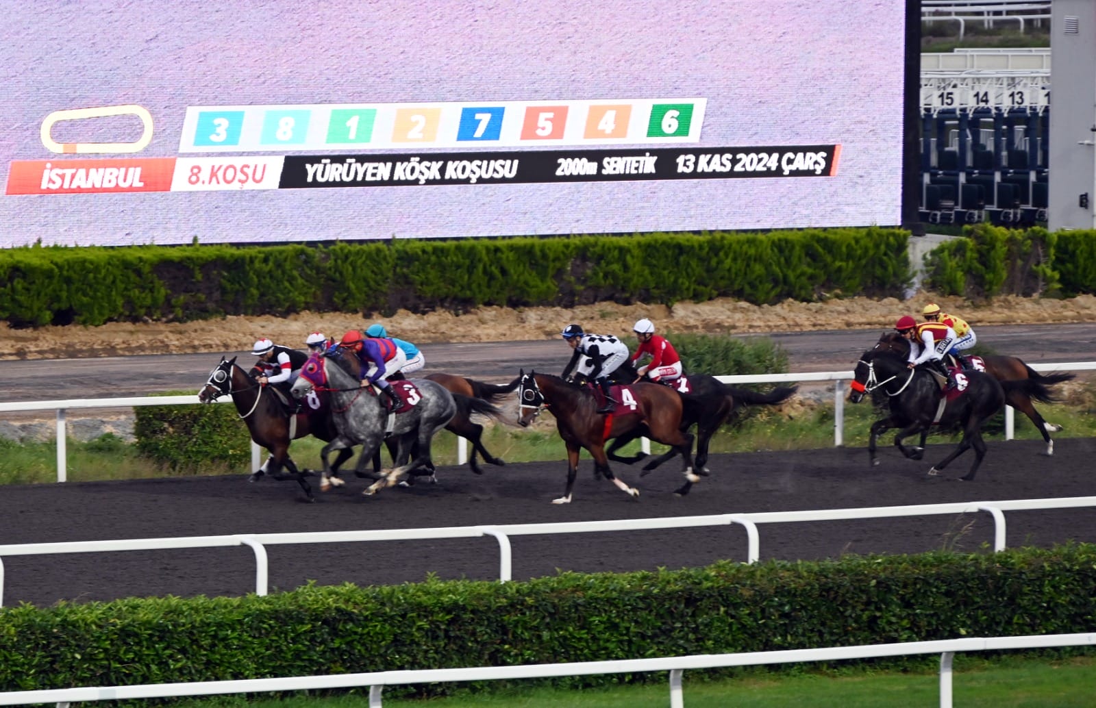 YÜRÜYEN KÖŞK (1)