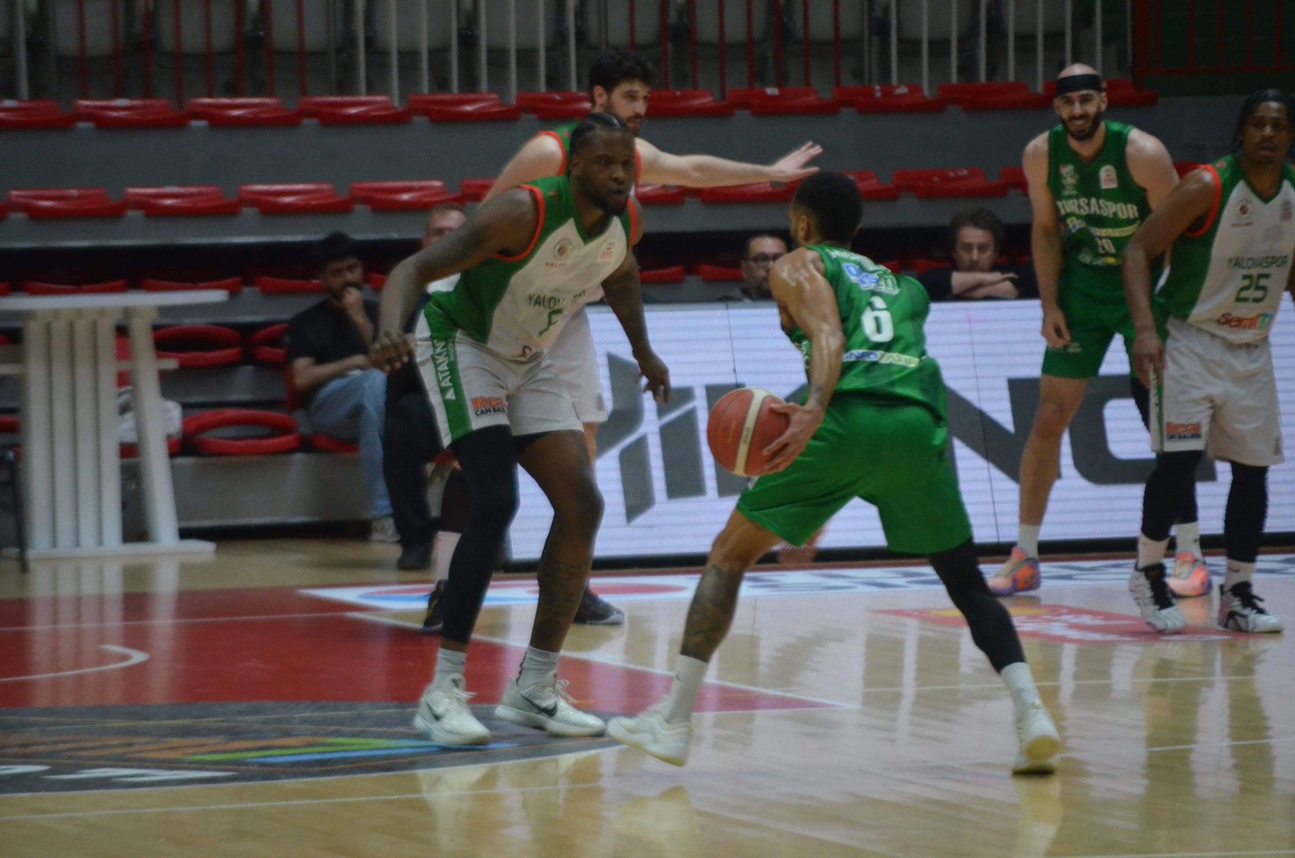 12 DEV ADAM YA TAMAM YA DEVAM DİYECEK (2)