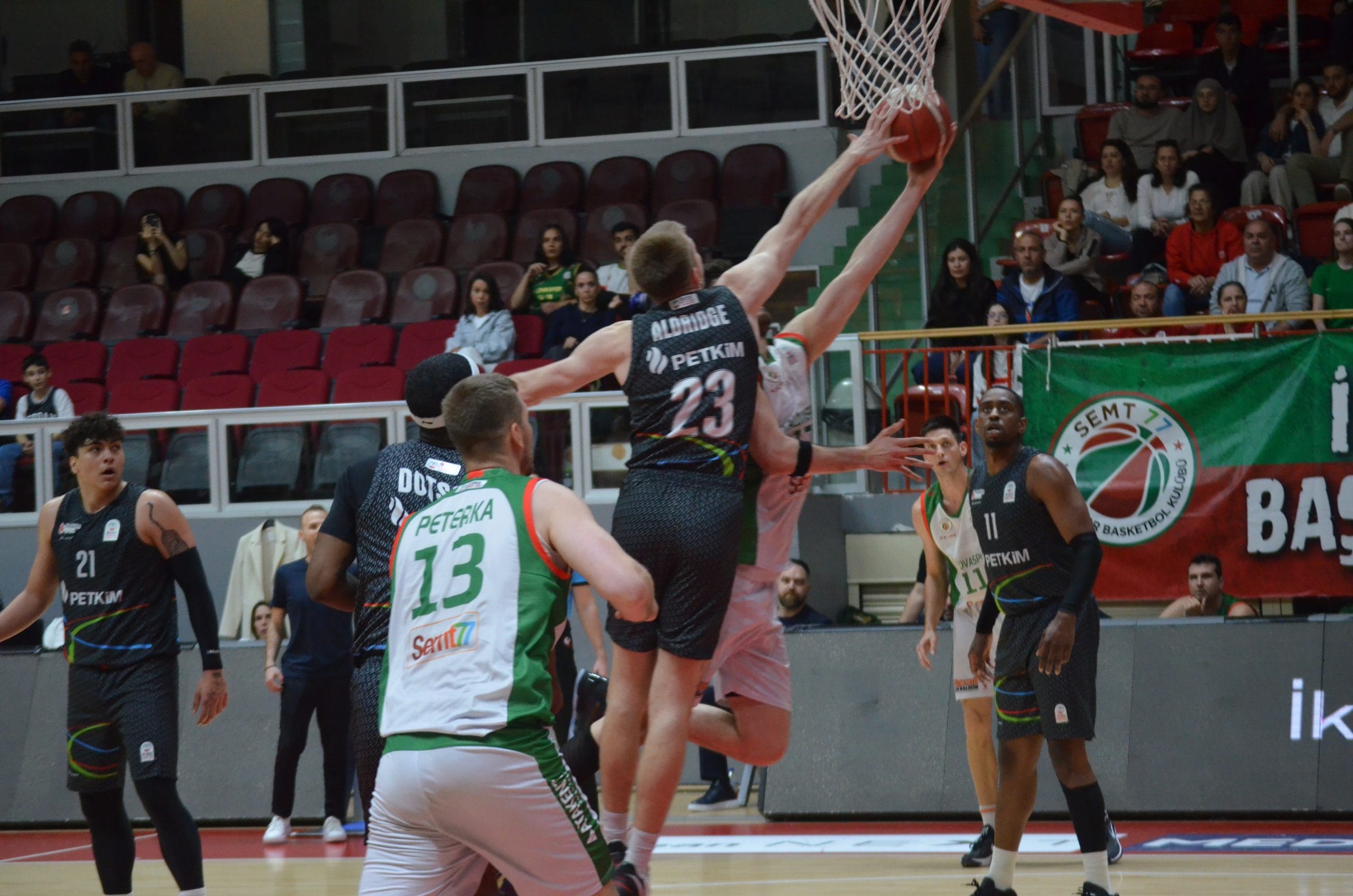 BSL’DE NORMAL SEZON BİTTİ