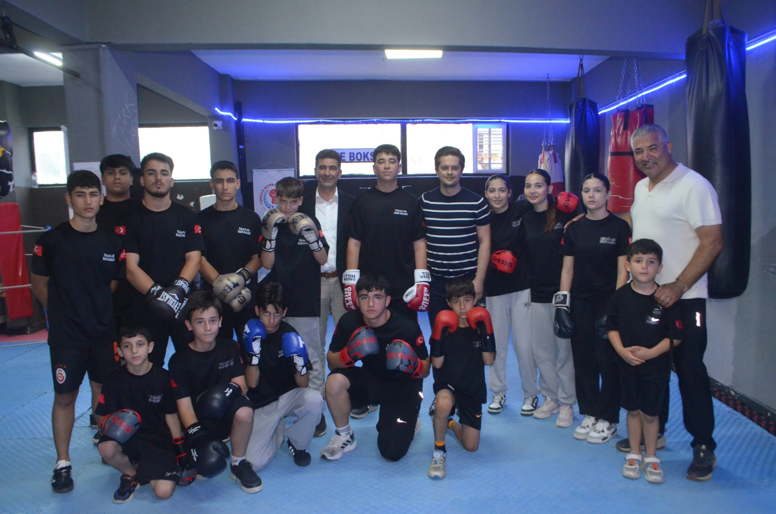 TUTUĞ VE BAYAR’DAN SPORCULARA DESTEK