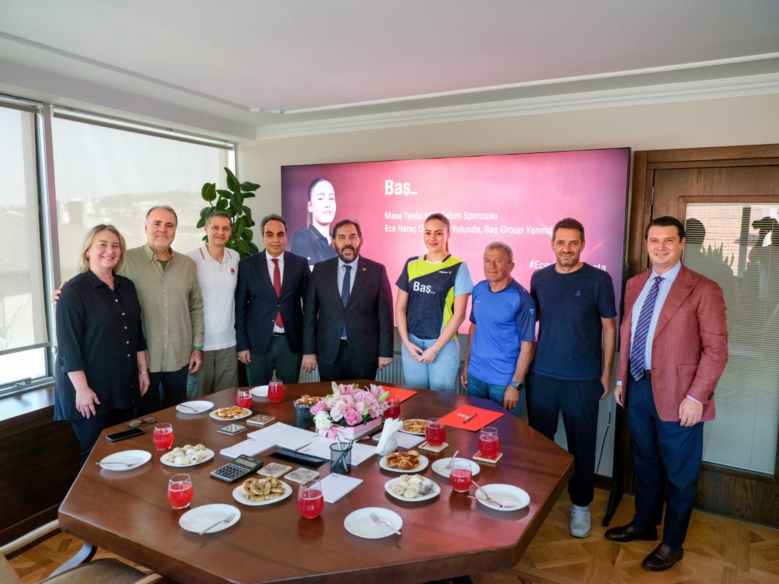 BAŞ GROUP, MİLLİ SPORCU ECE’YE SPONSOR OLDU (4)