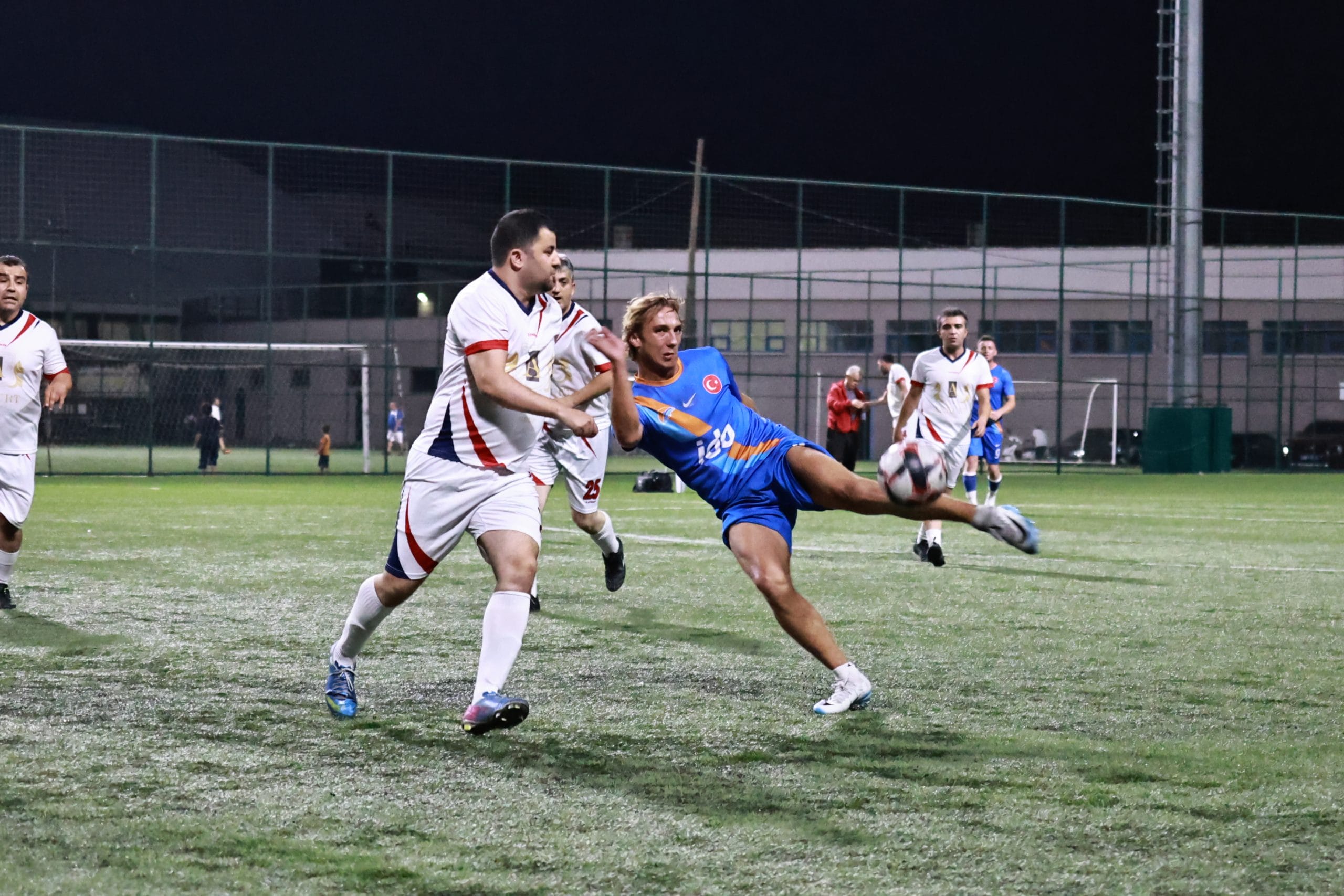 RÖVANŞ HEYECANI BUGÜN