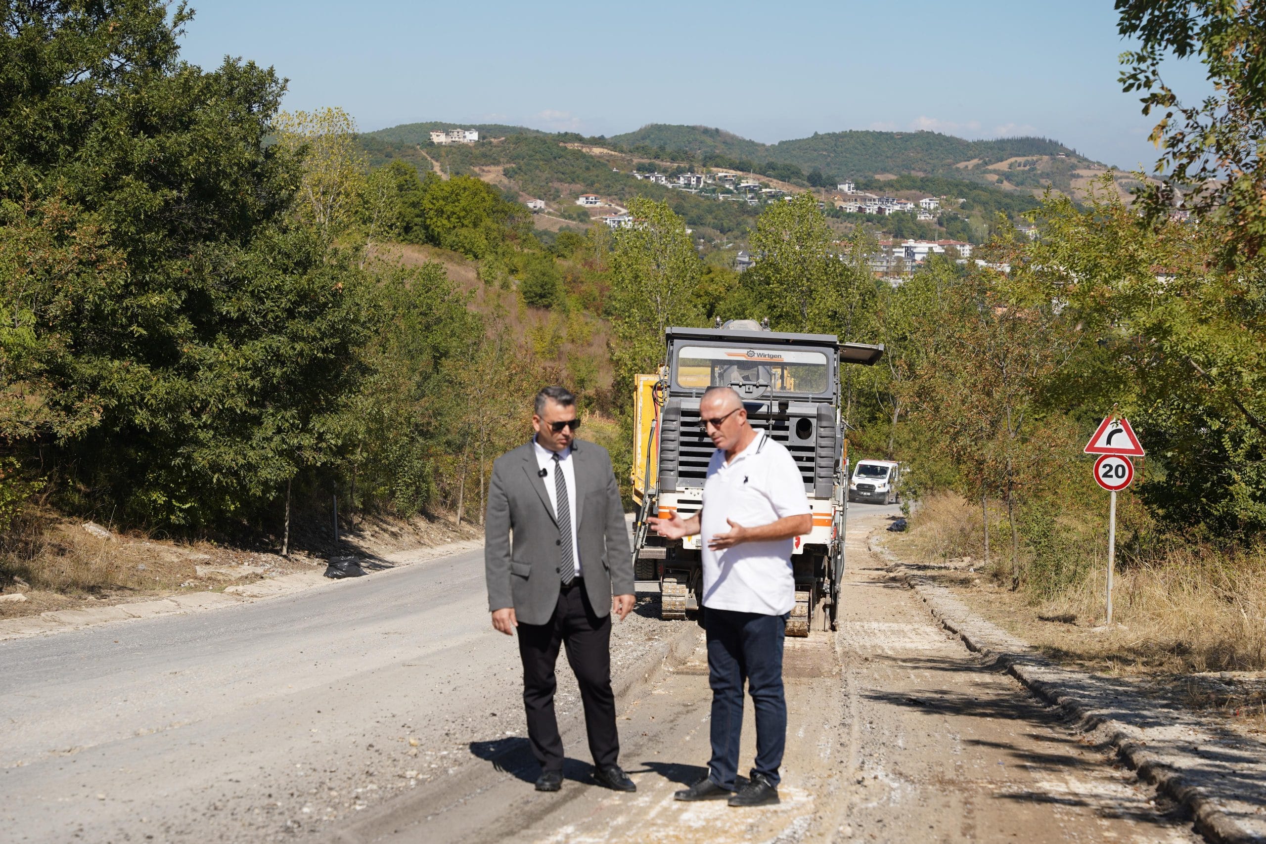 KURTKÖY YOLU ASFALTLANIYOR