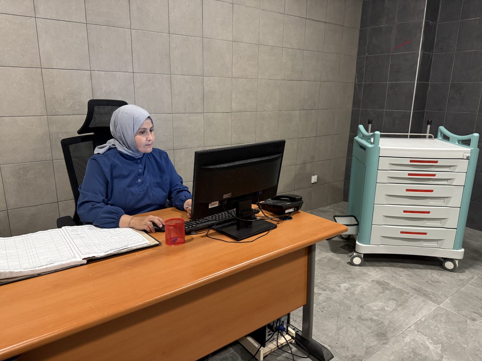 YARA BAKIM POLİKLİNİĞİ’NDE KİŞİYE ÖZEL TEDAVİ UYGULANIYOR