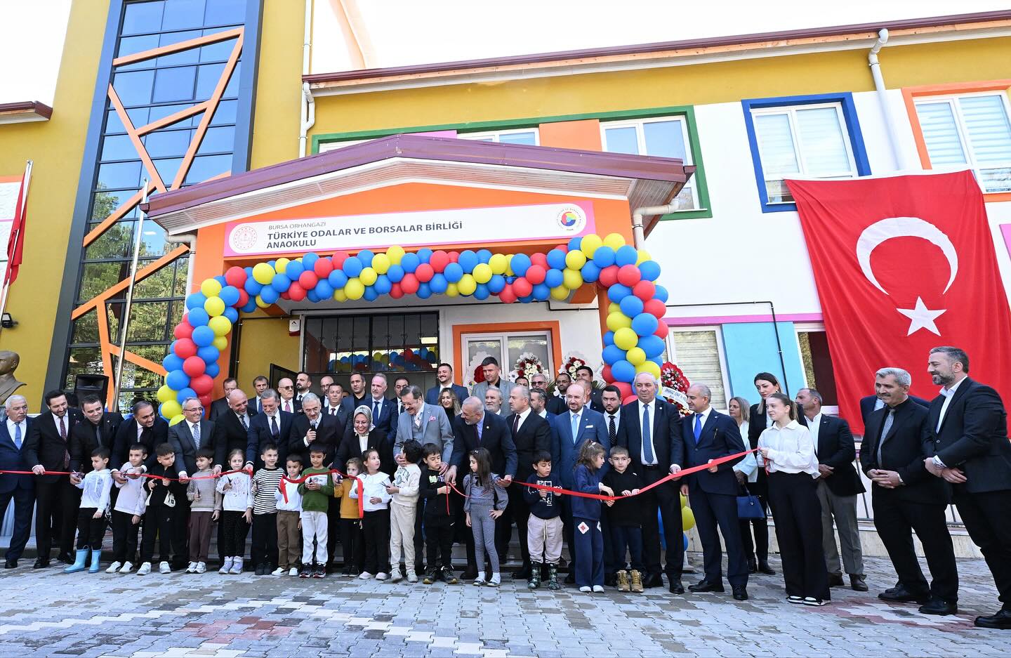 DEMİRYÜREK, ANAOKULU AÇILIŞINA KATILDI