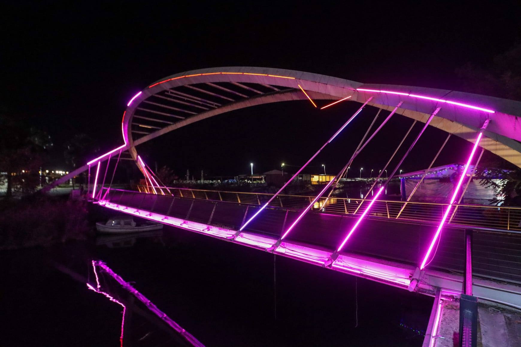 MEME KANSERİ FARKINDALIĞINA DİKKAT ÇEKİLDİ