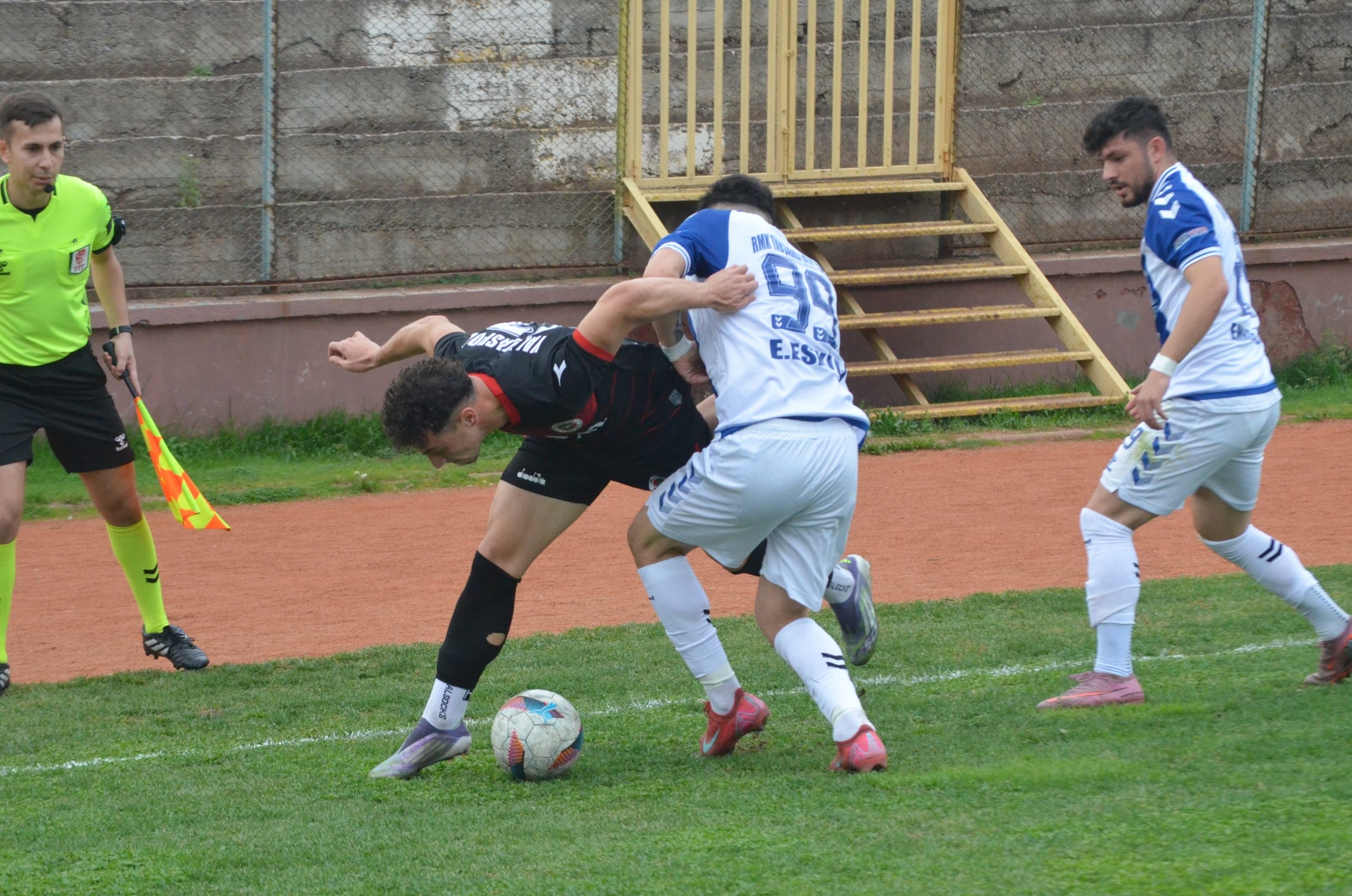 BAL’IN ALTI DA ÜSTÜ DE KARIŞIK (2)