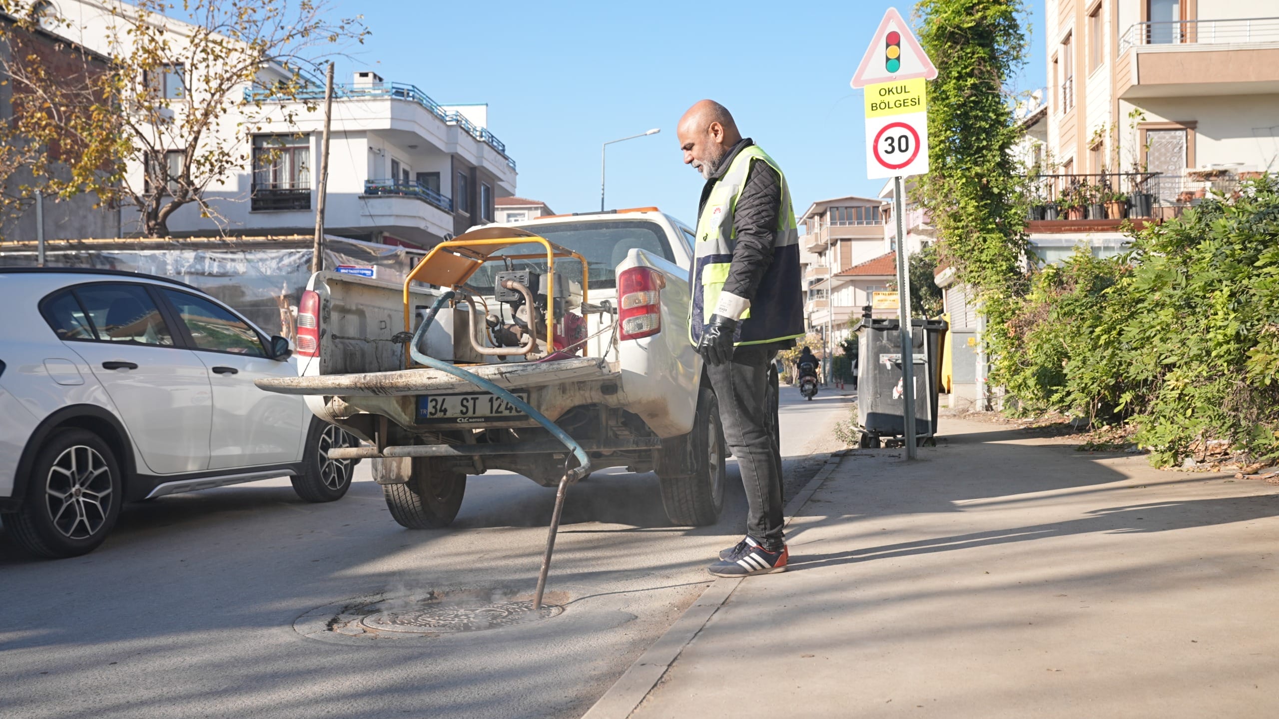 KANALİZASYON ÇALIŞMALARI SÜRÜYOR