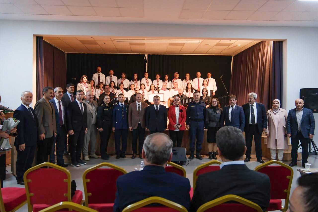 24 KASIM ÖĞRETMENLER GÜNÜ COŞKUSU